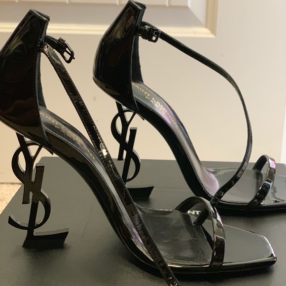 YSL Pumps - Picture 1 of 3